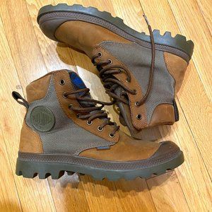 Palladium boot